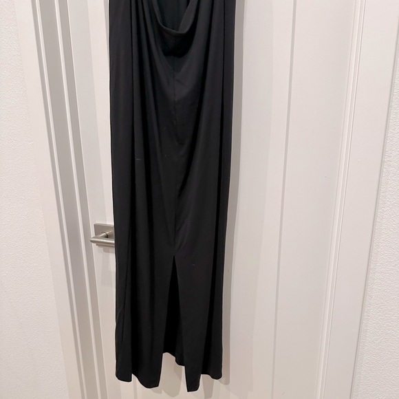 Express Body Contour cut out back maxi dress - Picture 7 of 7